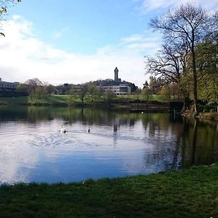 City Hub By The Castle Free Designated Parking Stirling Ngoại thất bức ảnh